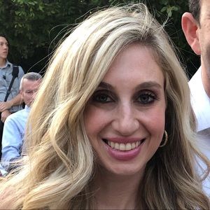 Meet your Posher, Kimberly